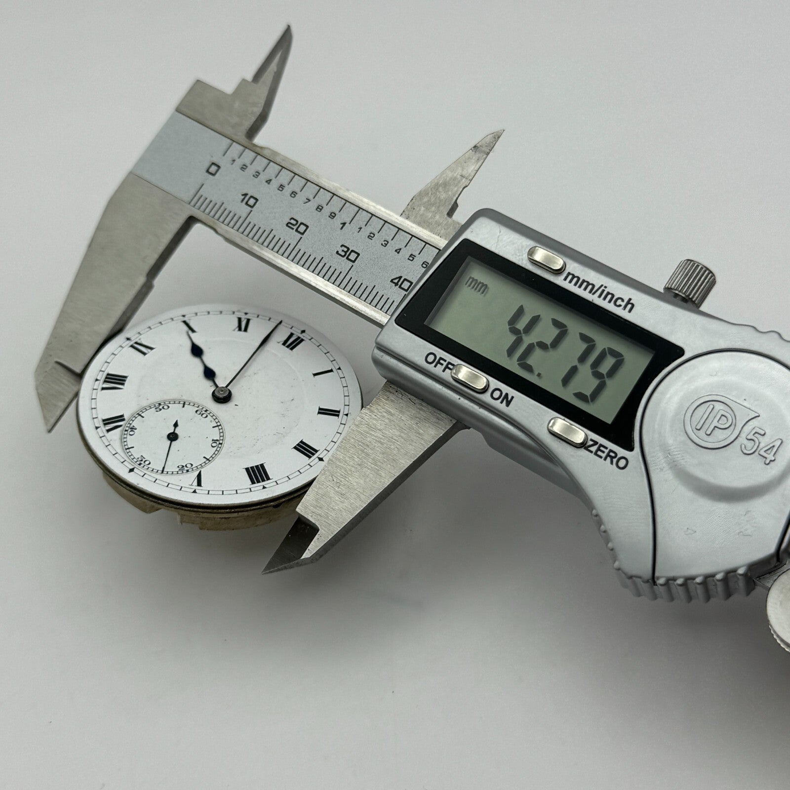 42mm Unidentified High Grade 19 Jewels Swiss Hunter Pocket Watch Movement PARTS