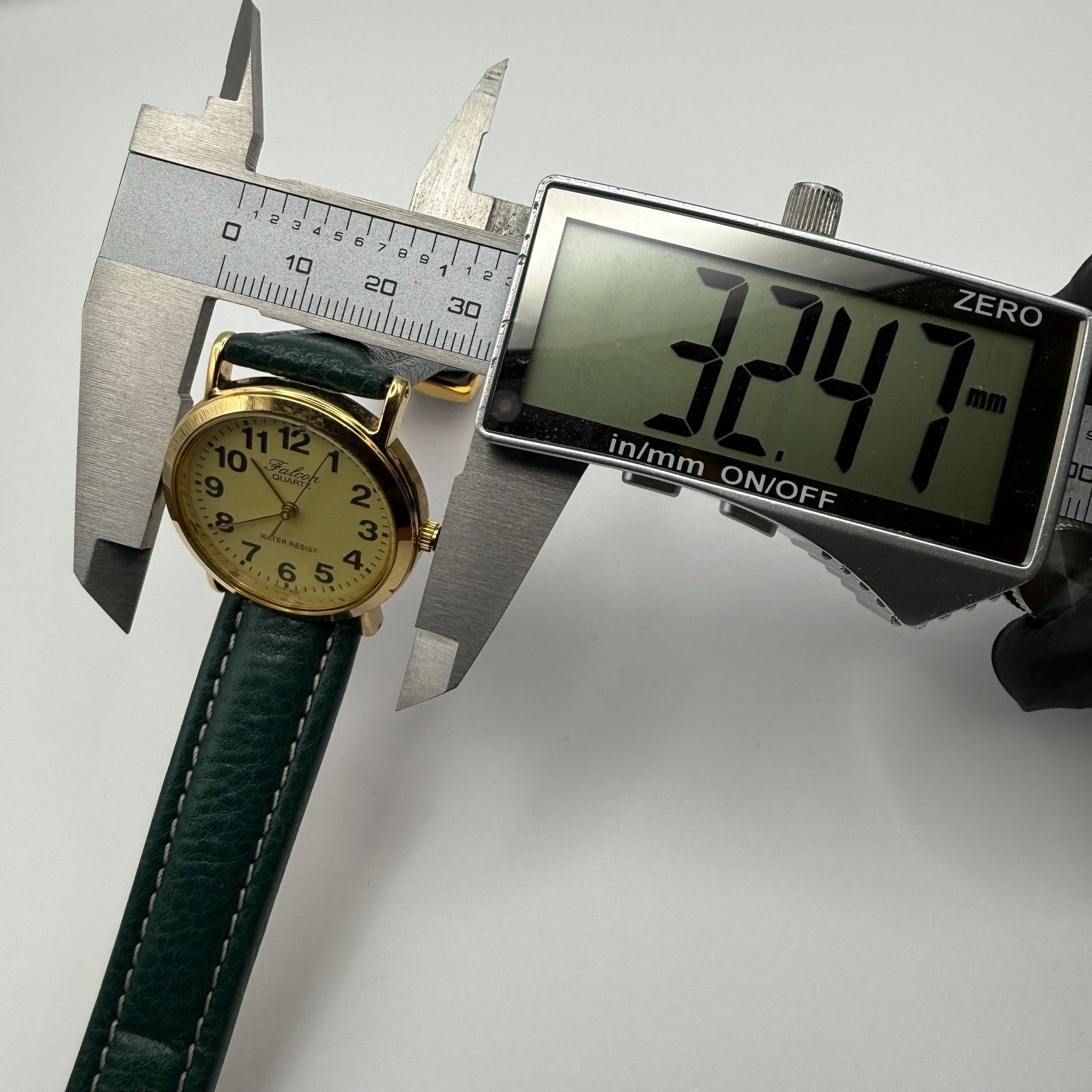 Falcon Ladies Quartz Watch Gold Tone Case Green Leather Strap Working 30mm