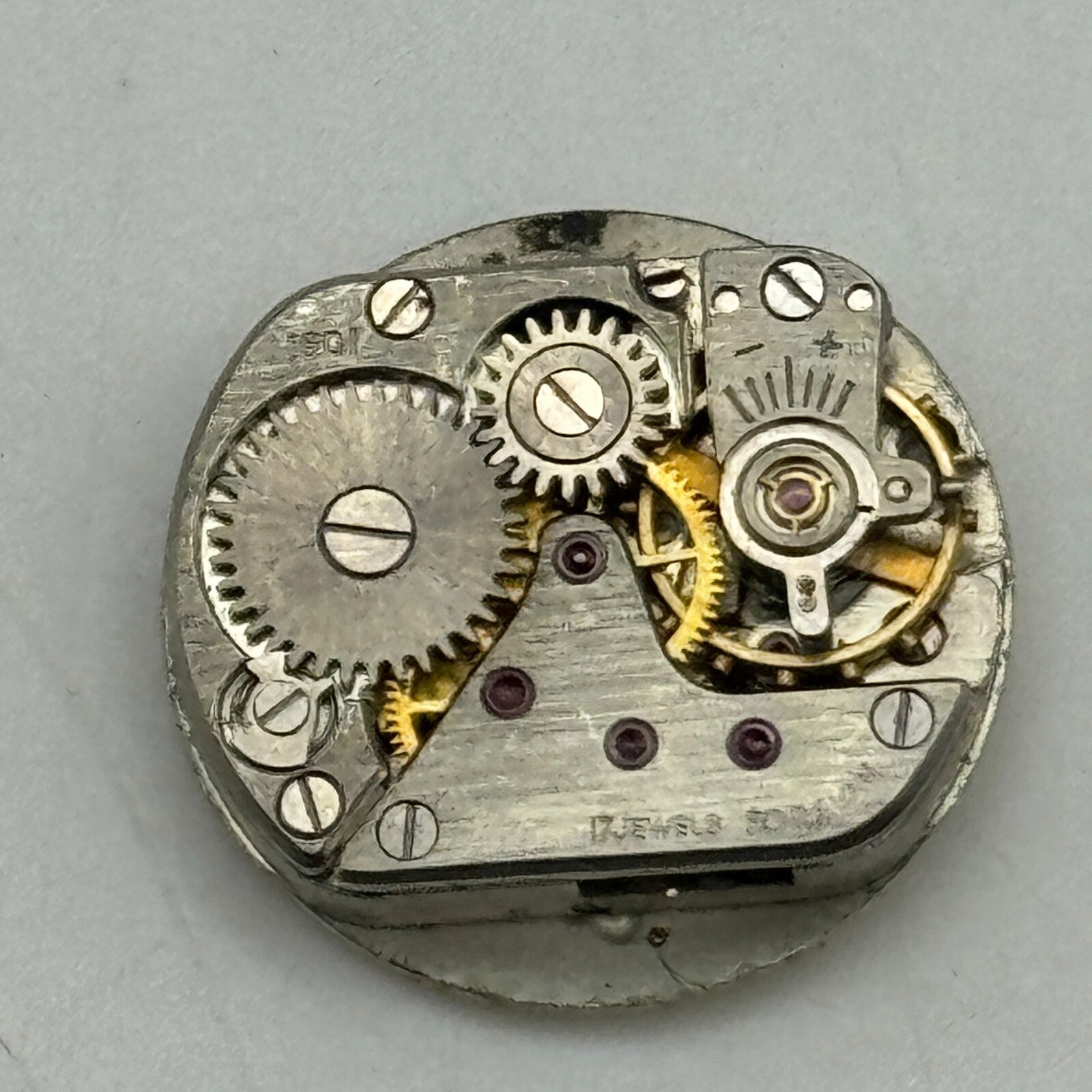 13.8mm Ladies Slava Cal 1601 Manual Wind Watch Movement Swiss Vintage PARTS