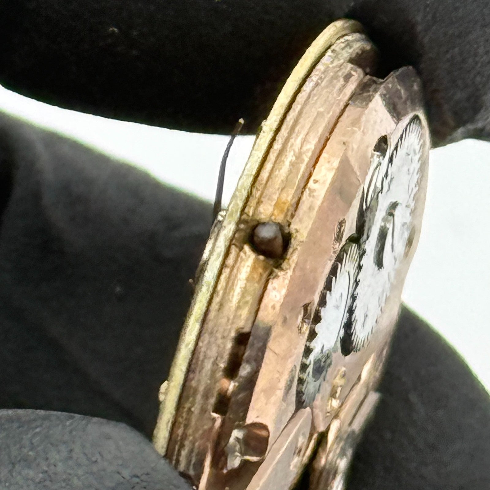 Helvetia 80C Watch Movement Manual Wind Vintage Swiss 17 Jewels Parts 25.6mm