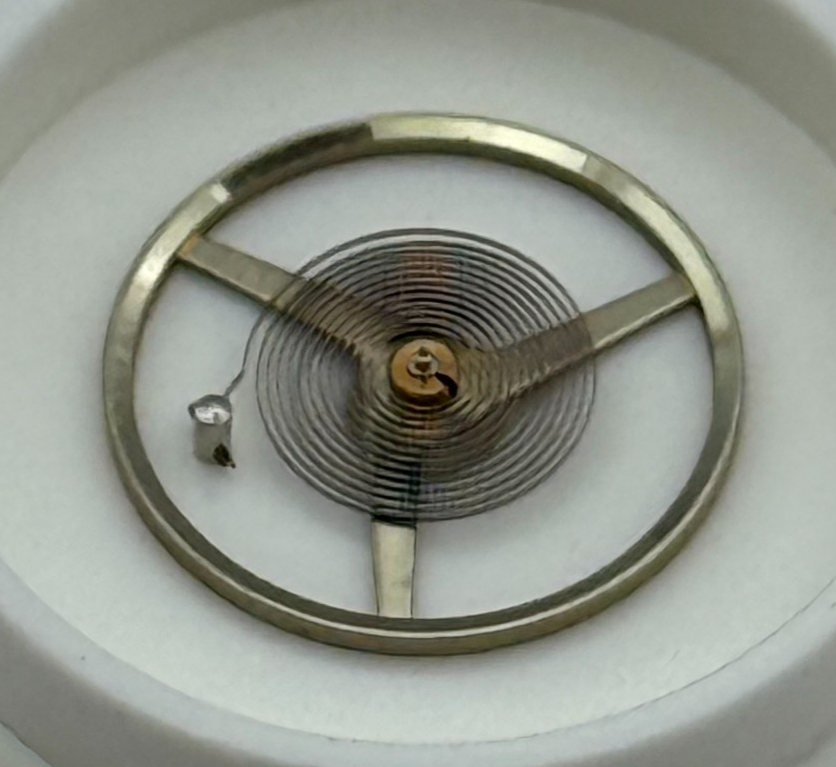 Felsa 4450? Balance Wheel Complete And Spring   1713 M Watch Movement Parts NOS