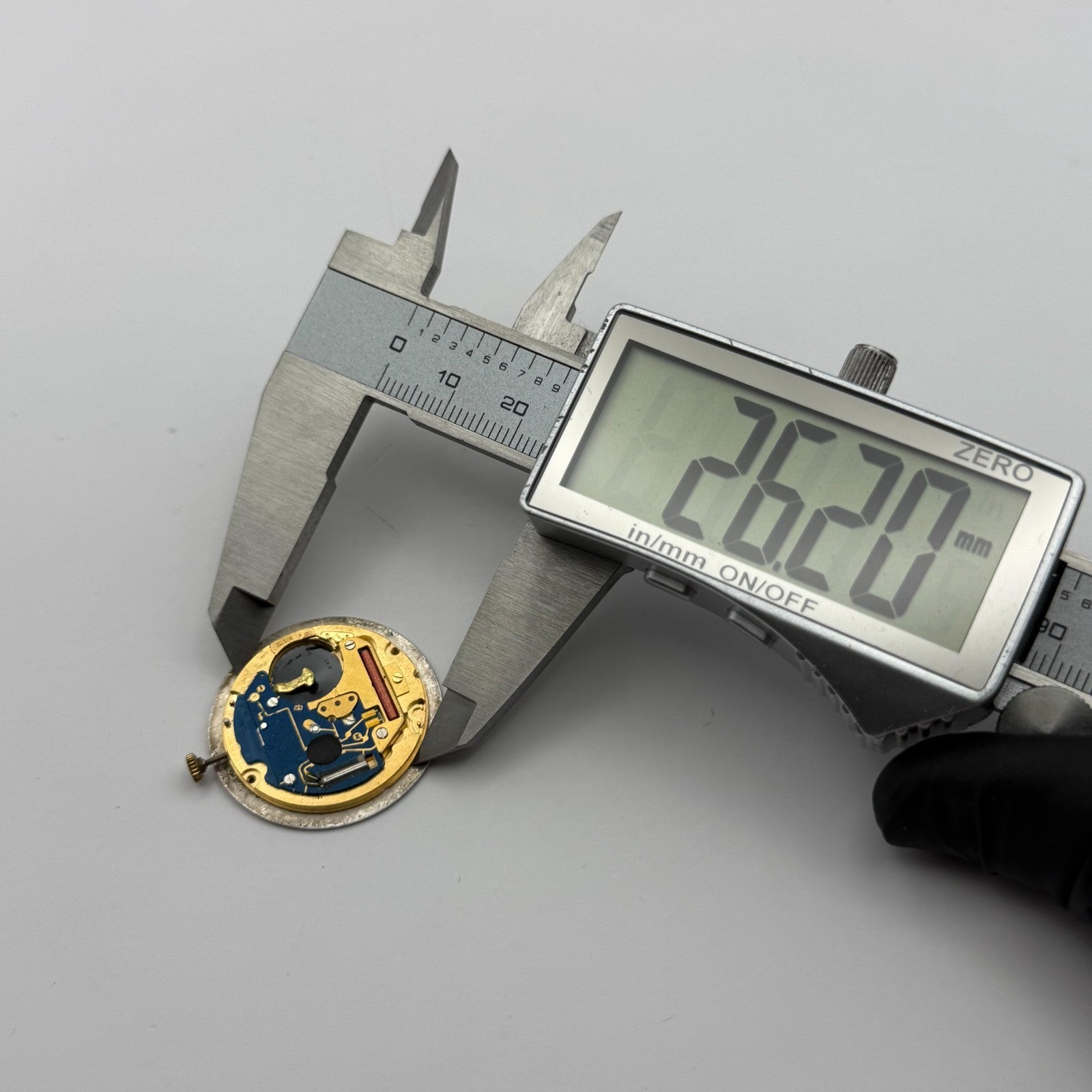 ETA 955.112 Quartz Watch Movement Mappin & Webb Date Vintage Parts Repair 26.2mm