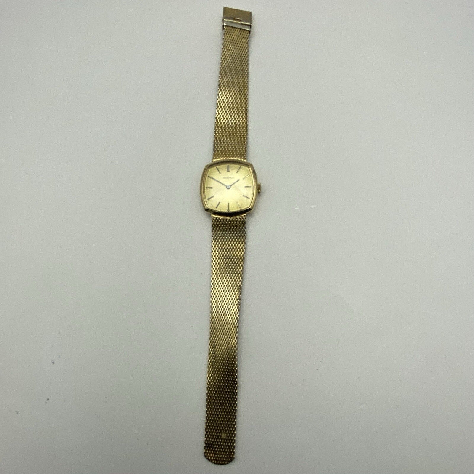 27mm Ladies Manual Wind RUNS BUT STOPS Regency Milanese Gold Tone Watch