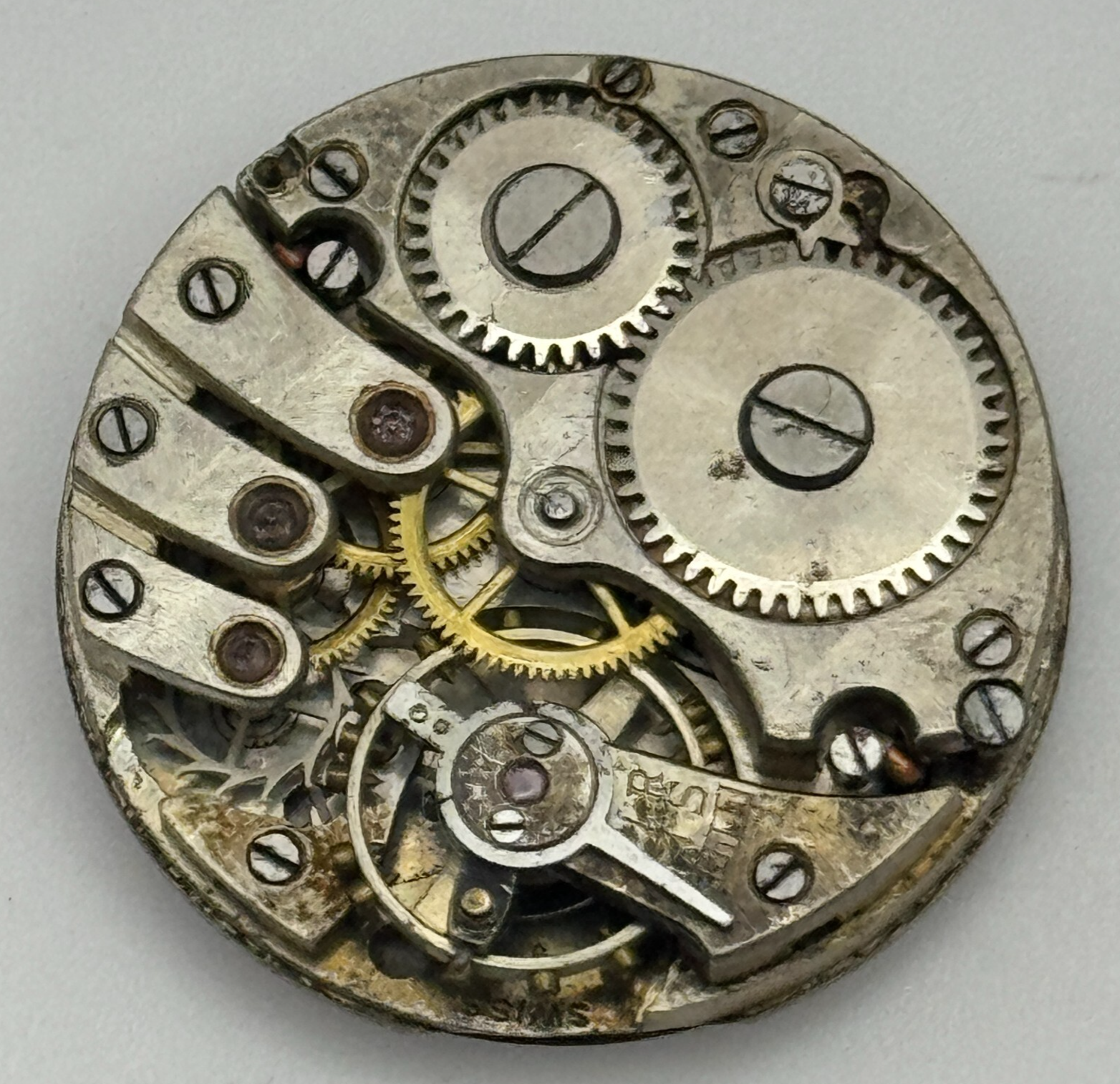 23.7mm Unidentified Porcelain Bullseye Dial Trench Watch Movement Manual Wind