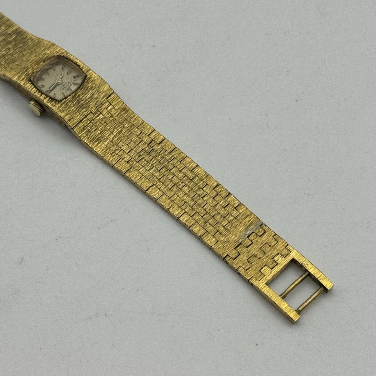 15mm Ladies Rotary Gold Plated Manual Wind Swiss Vintage Watch REQUIRES SERVICE