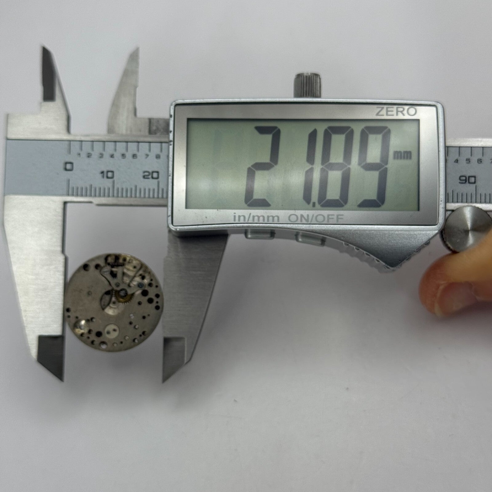 21.8mm Vintage FHF 11 Swiss Made Manual Wind Watch Movement PARTS REPAIR