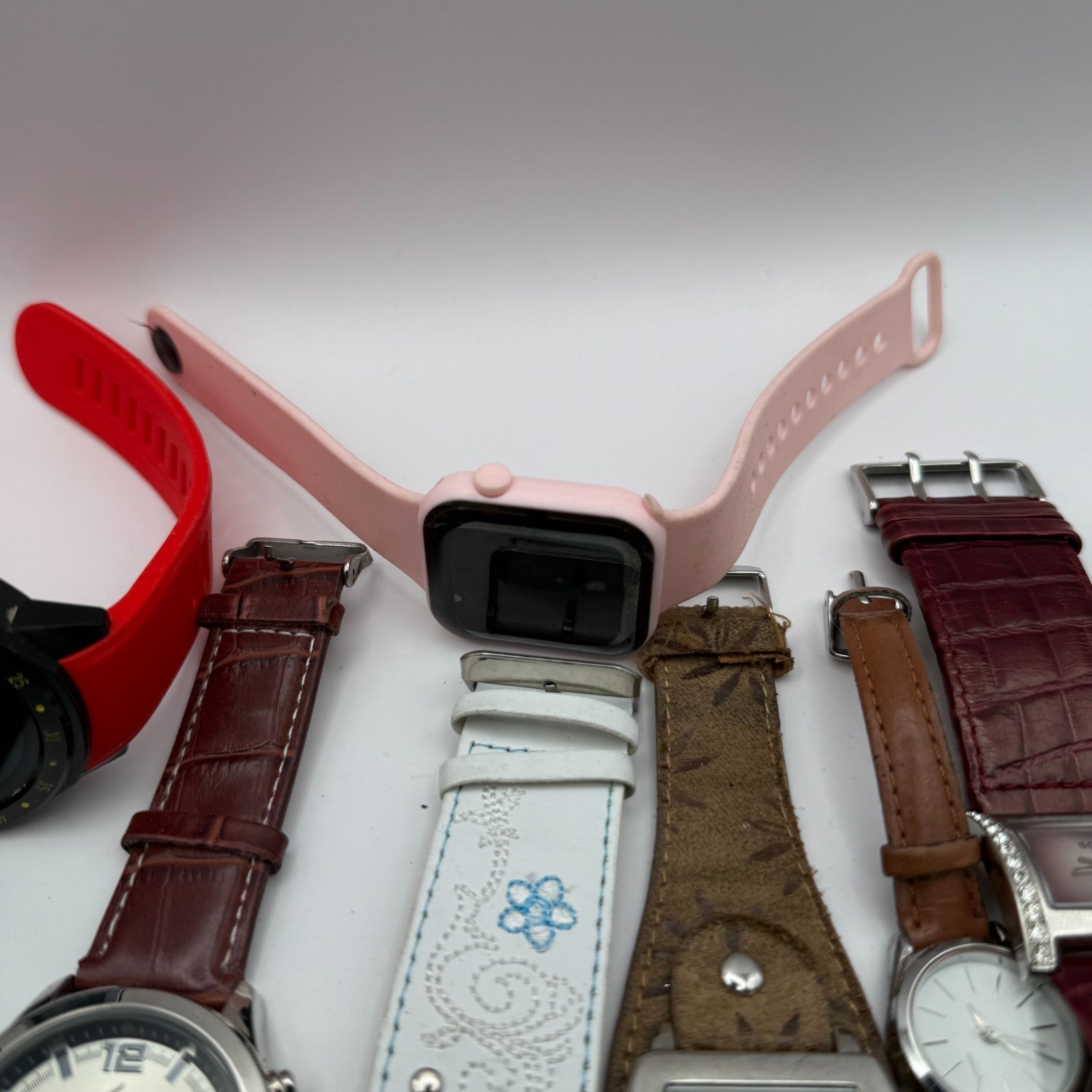 Bundle Of 15 Quartz Watches Job Lot Modern / Vintage Untested Parts / Repair