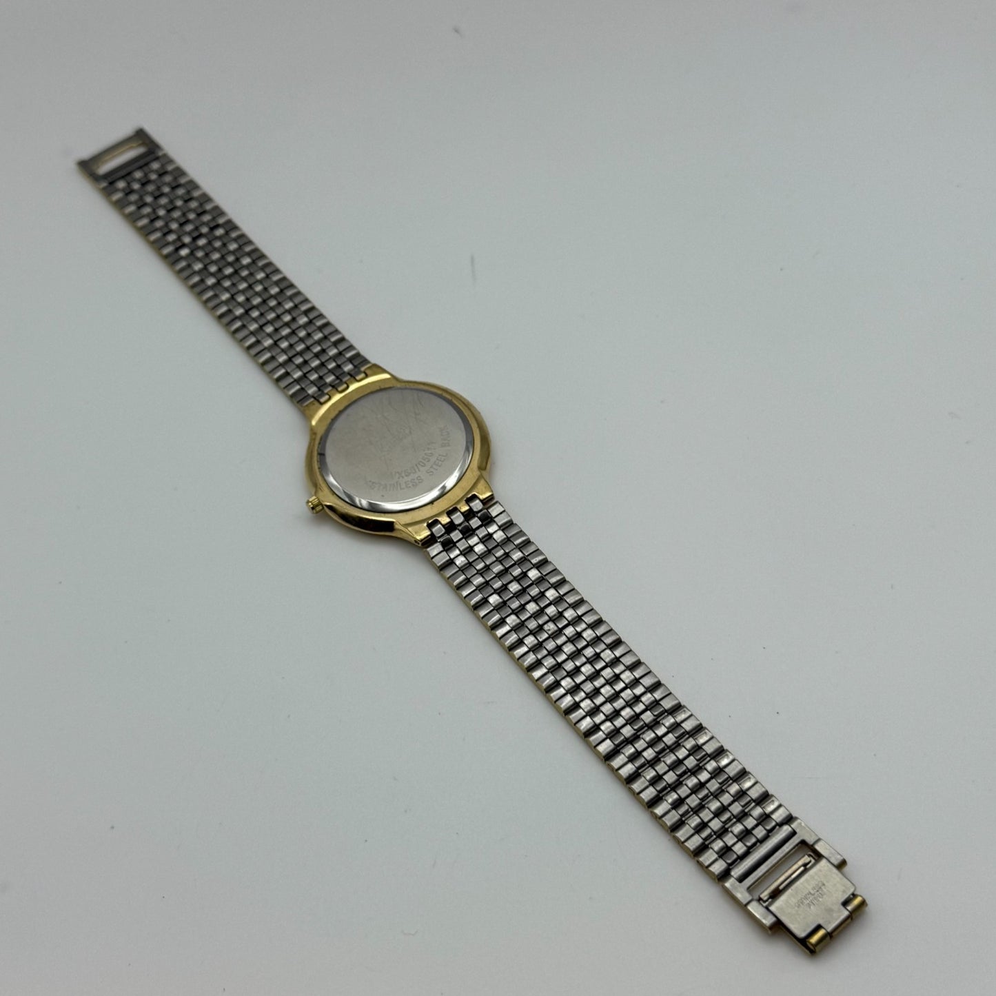 33mm Working Unisex Limit VX50/0511 Gold Plated Quartz Watch 7.75 Inches