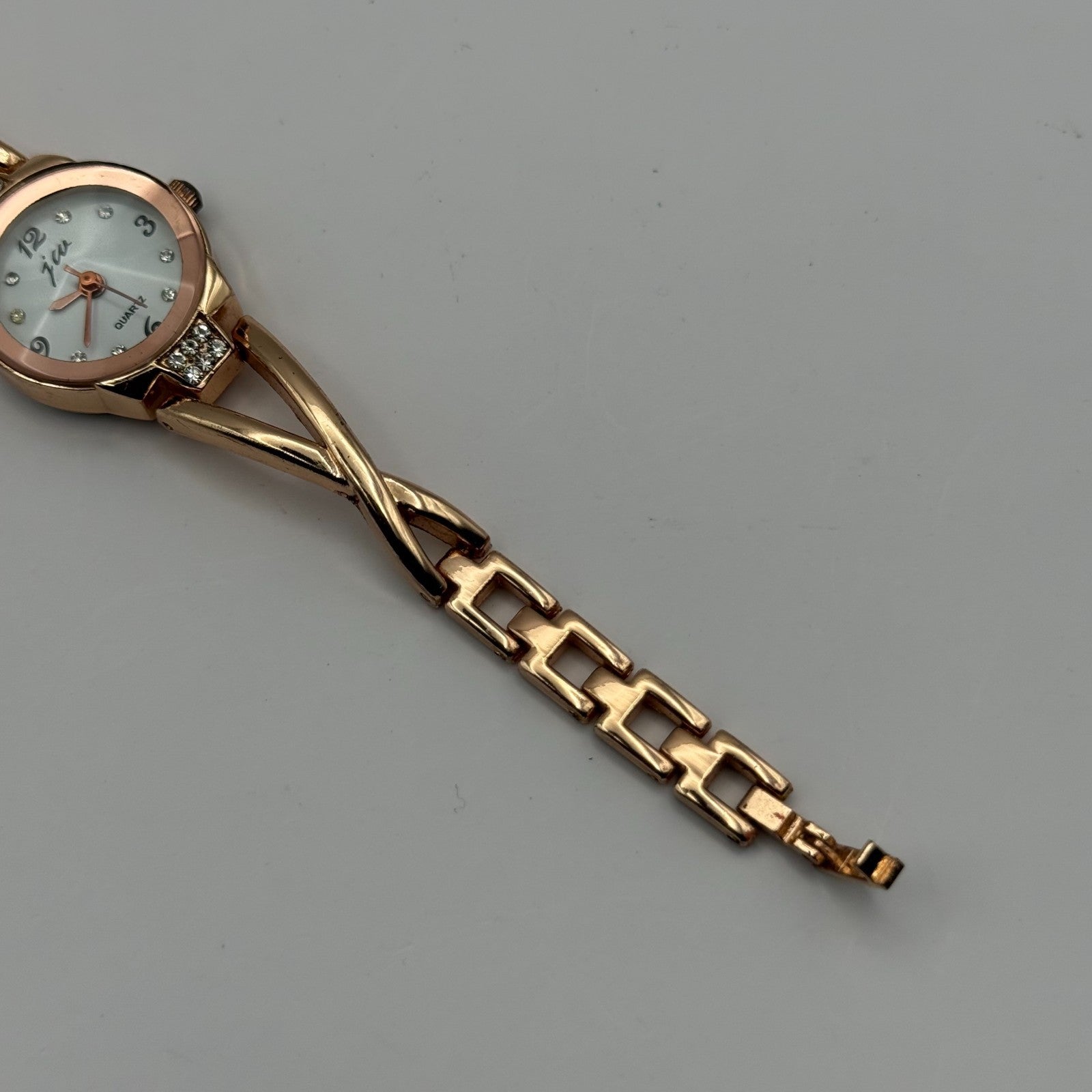 JW Ladies Quartz Watch Rose Gold Crystal Accents Working 21mm 5.25 Inches