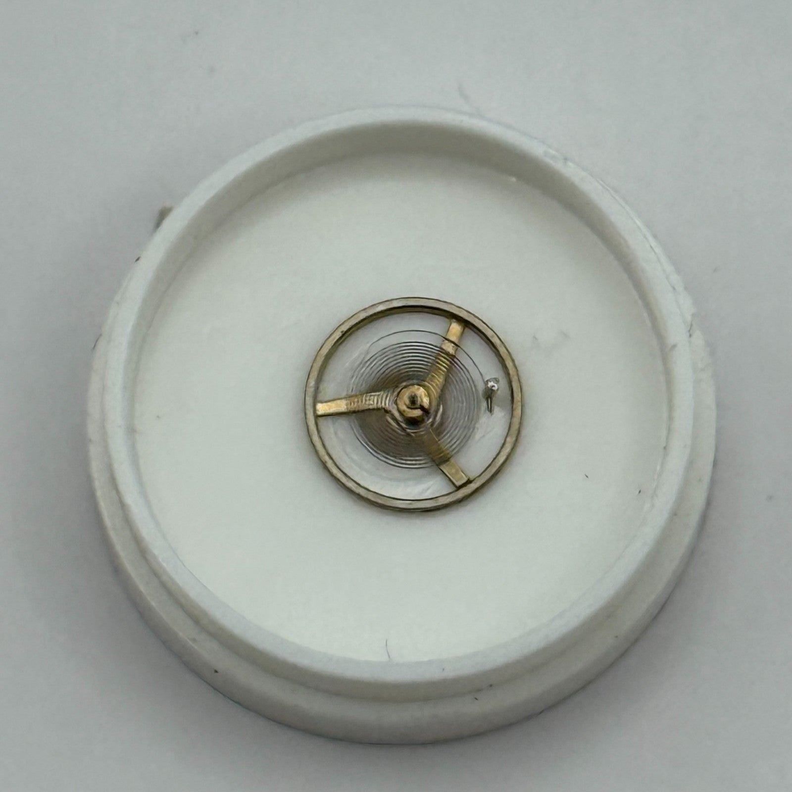 AS 1977 Balance Wheel Complete And Spring 5½’’’ 1740 M Watch Movement Parts 