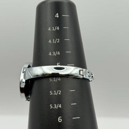 Tiho Ladies Quartz Watch Butterfly Design Dial Silver Tone Bracelet Working 30mm