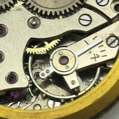 28.9mm Clarex Peseux 170 Balance Ok Watch Movement Swiss Vintage PARTS SPARES