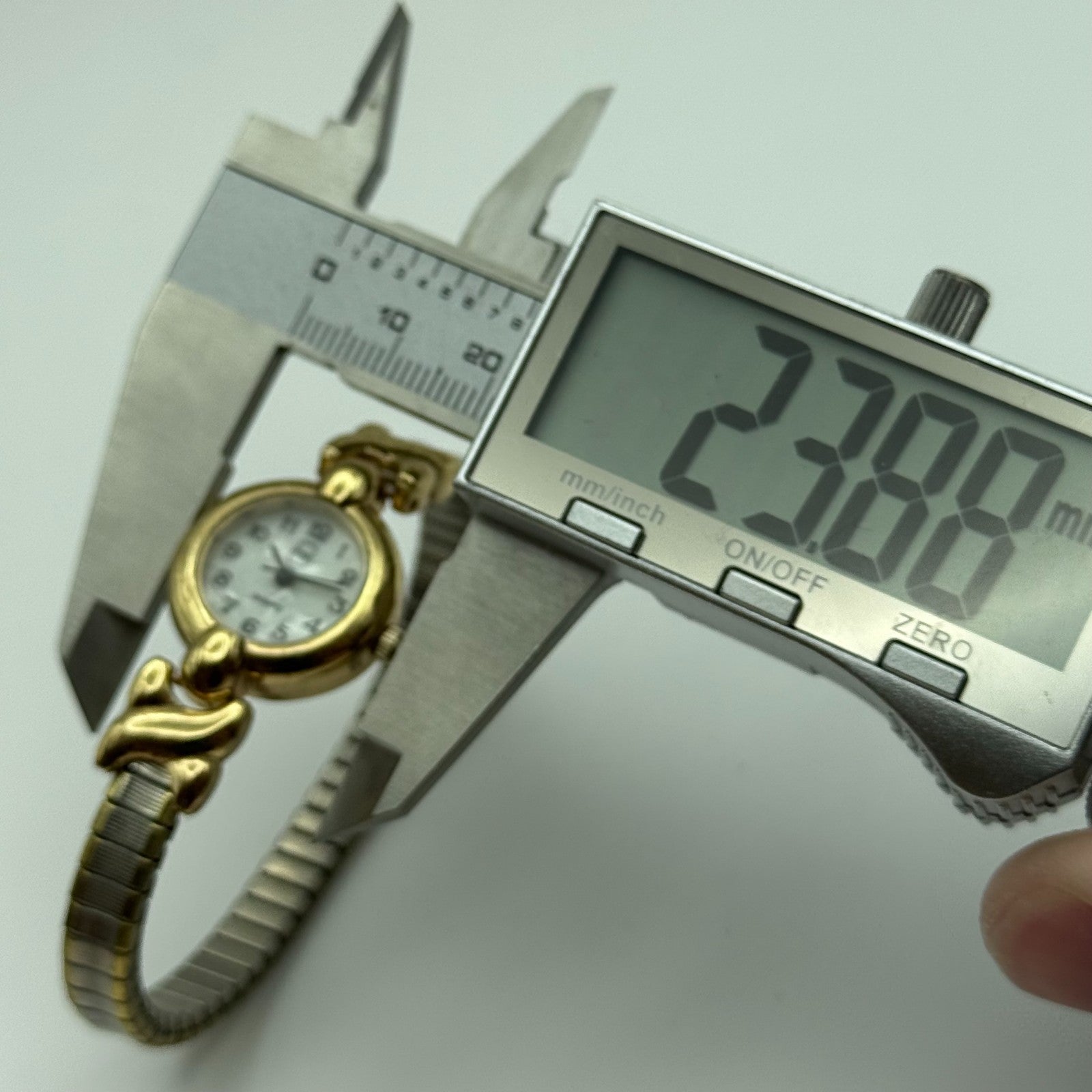 21mm Working Ladies Two Tone Philip Mercier S565S Quartz Watch Expandable Strap