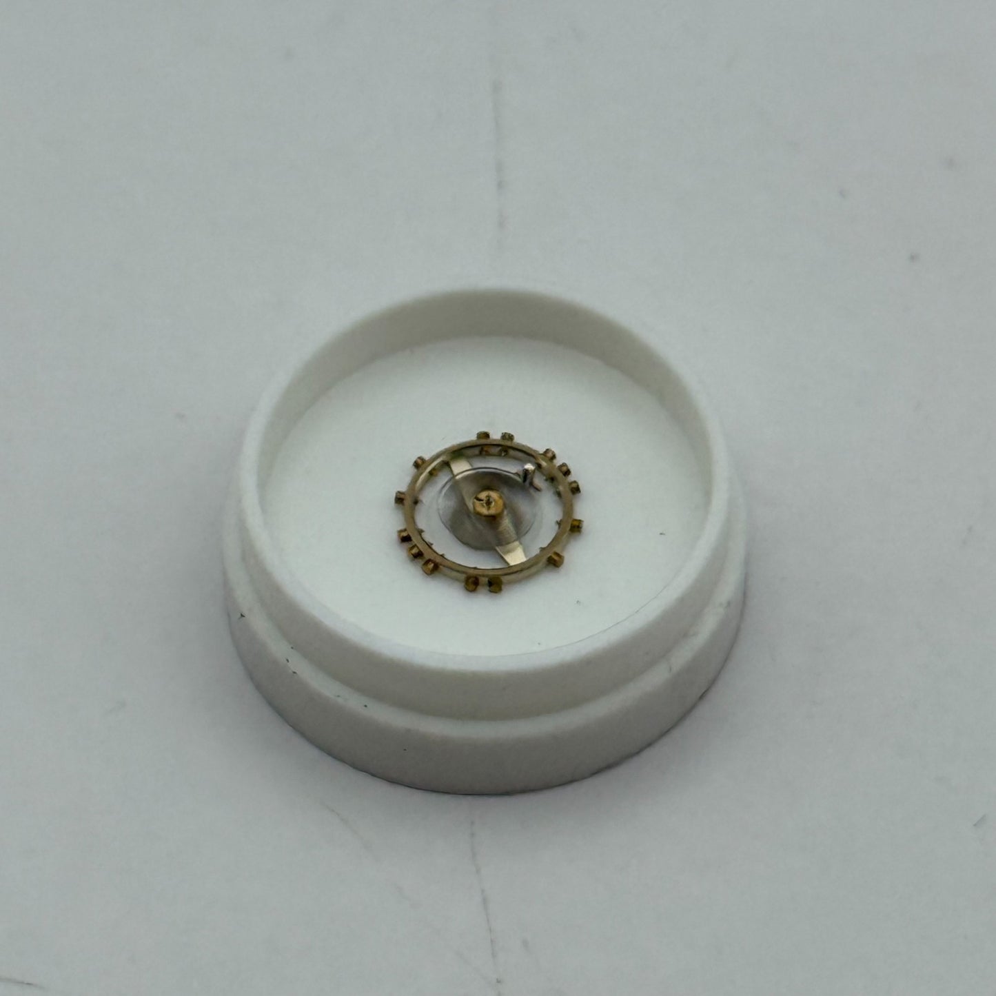 FHF 159 Balance Wheel Complete And Spring 3-10''' 190 M Watch Movement Parts