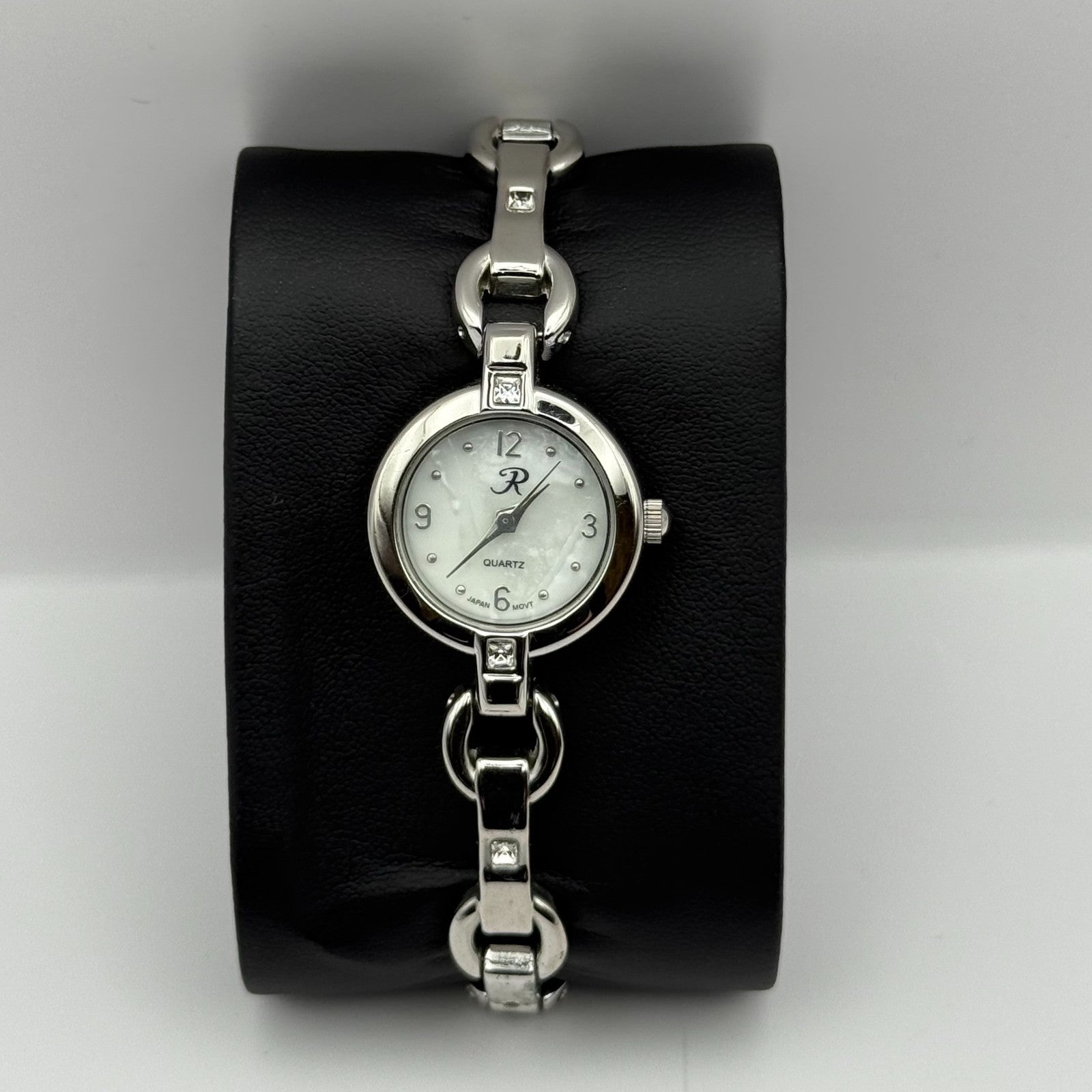 R Ladies Quartz Watch Silver Tone Bracelet Working 22mm New Battery