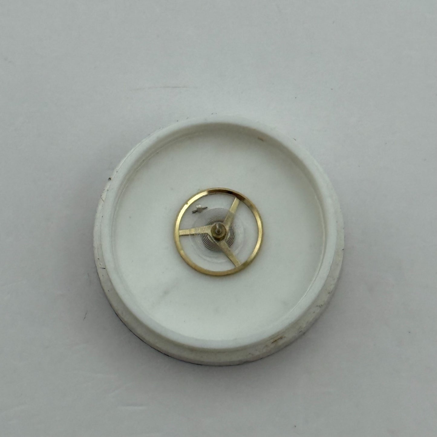 AS 1977 Balance Wheel Complete And Spring 5½’’’ 1740 M Watch Movement Parts 