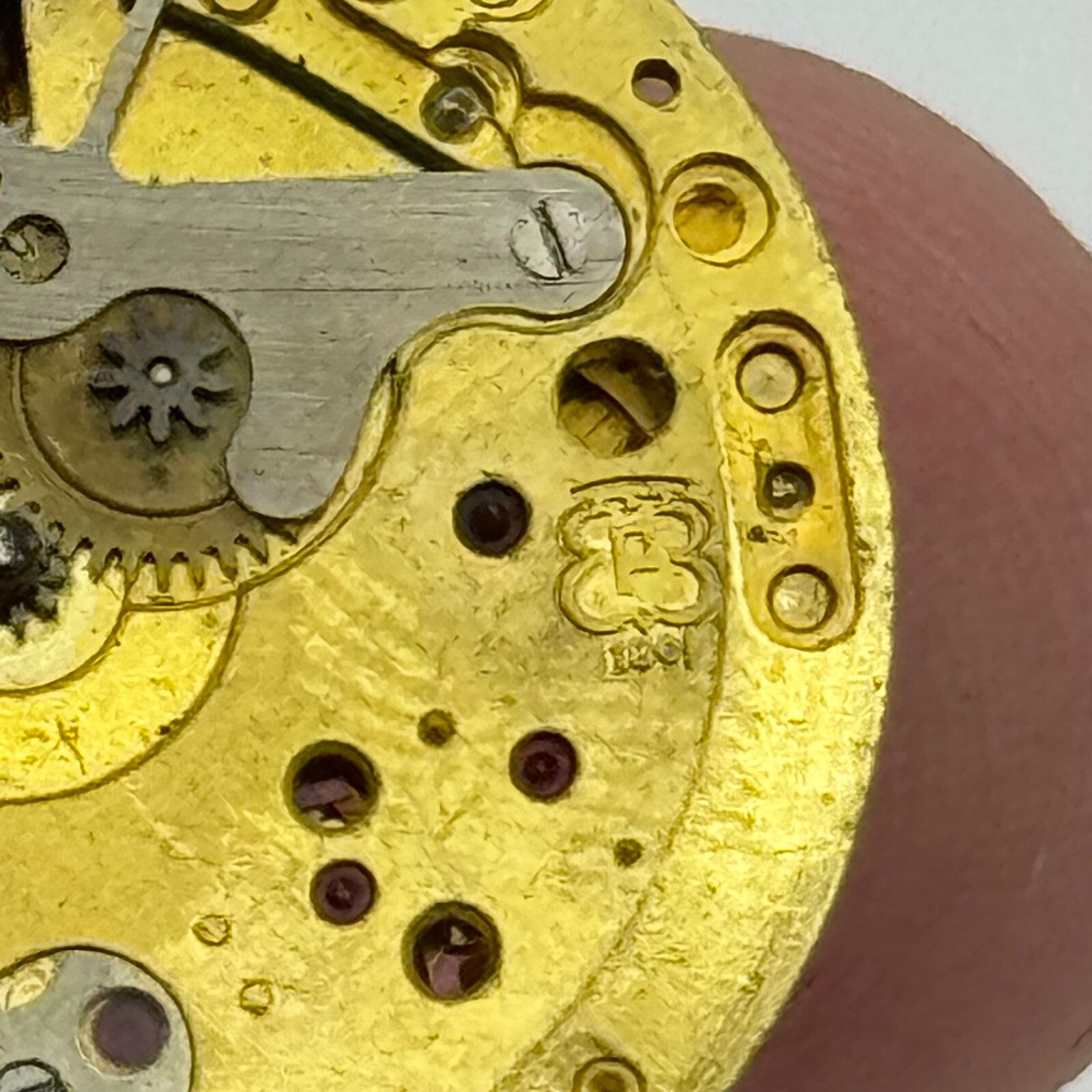 23.6mm Hefik 180 Manual Wind Swiss 15 Jewels Watch Movement Vintage PARTS SPARES