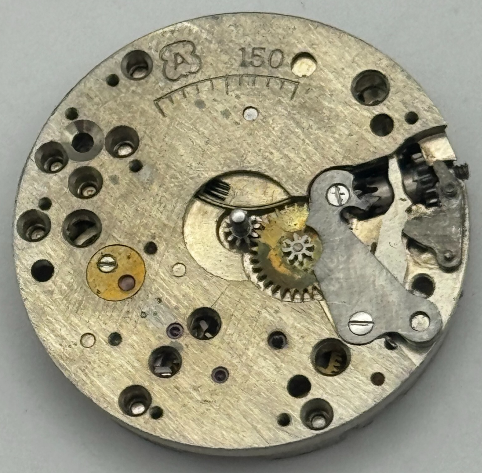23.6mm Arogno A 150 Manual Wind 15 Jewels Vintage Swiss Watch Movement PARTS