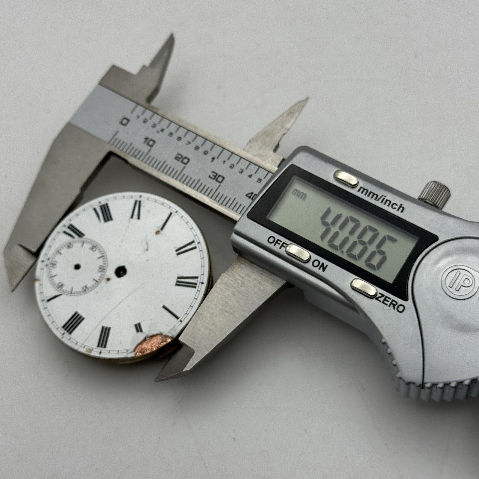 40.8mm Unidentified F & Co Porcelain Dial Pocket Watch Movement FOR PARTS