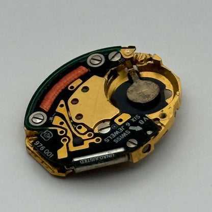 ETA ESA 976.001 Quartz Watch Movement Incomplete Swiss Ladies Vintage Parts