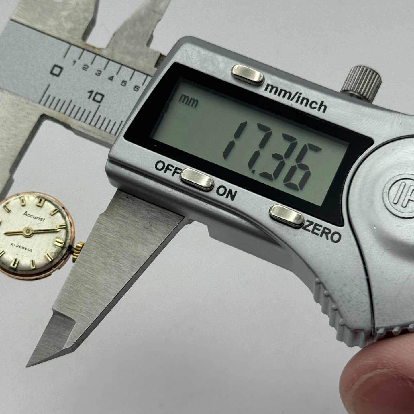 15.5mm Running ETA 2412 Accurist Manual Wind Swiss Ladies Watch Movement PARTS