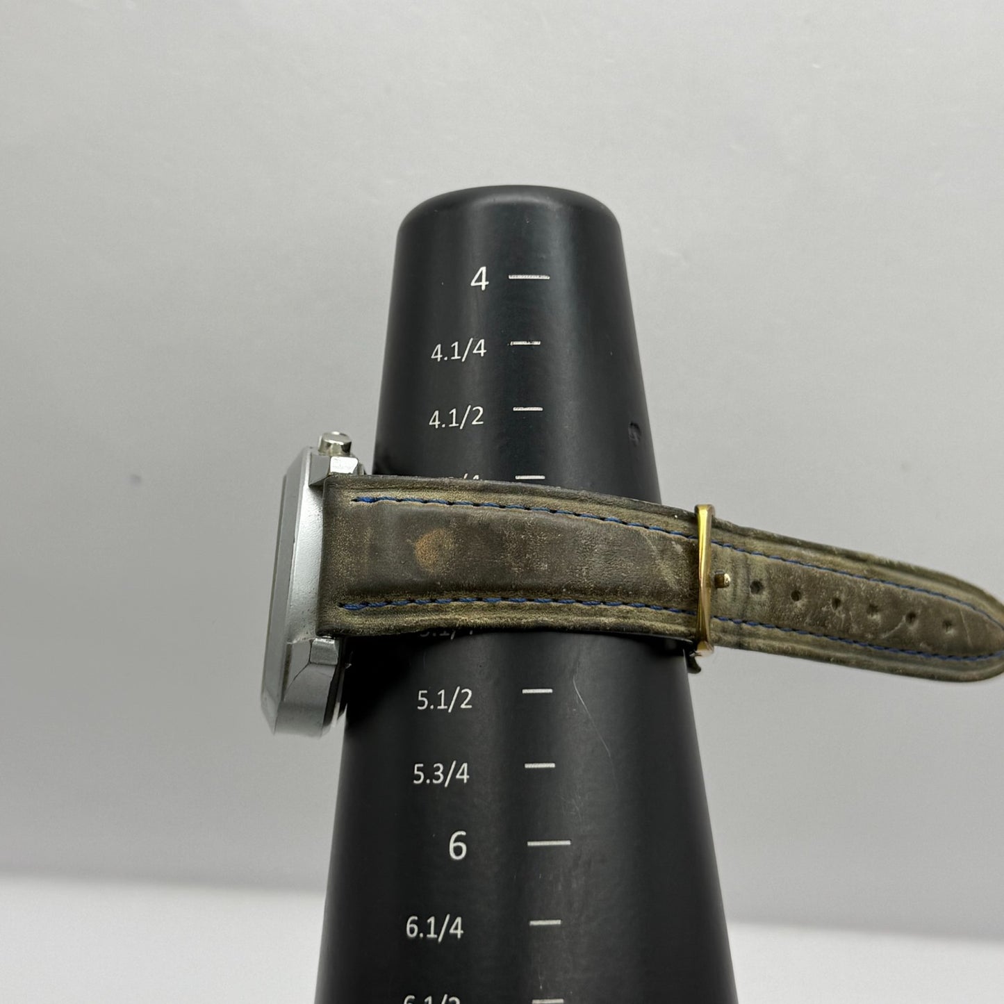 Limit Men's Chronograph Quartz Watch Subdial 38mm Working To REPAIR