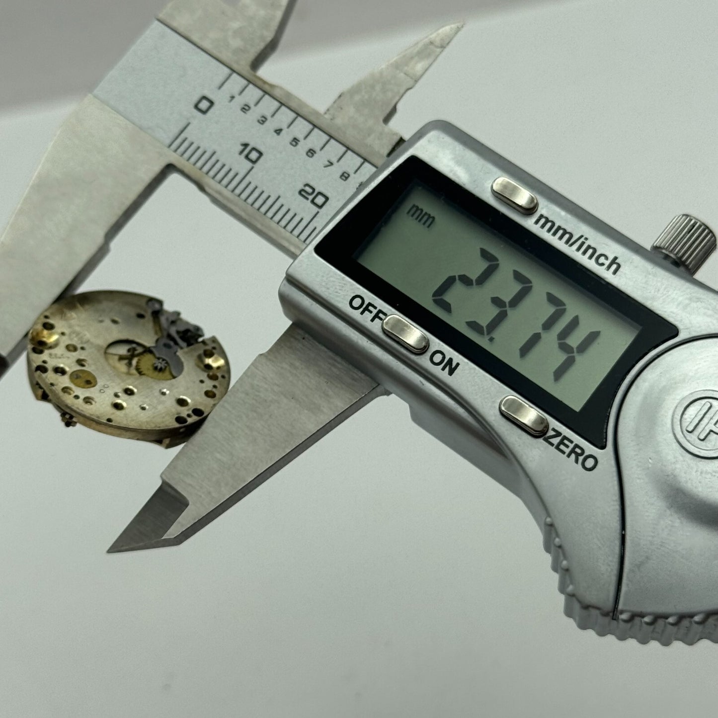 23.7mm Pioneer AS 340 31.1 A Schild Manual Wind Swiss Watch Movement PARTS SPARE