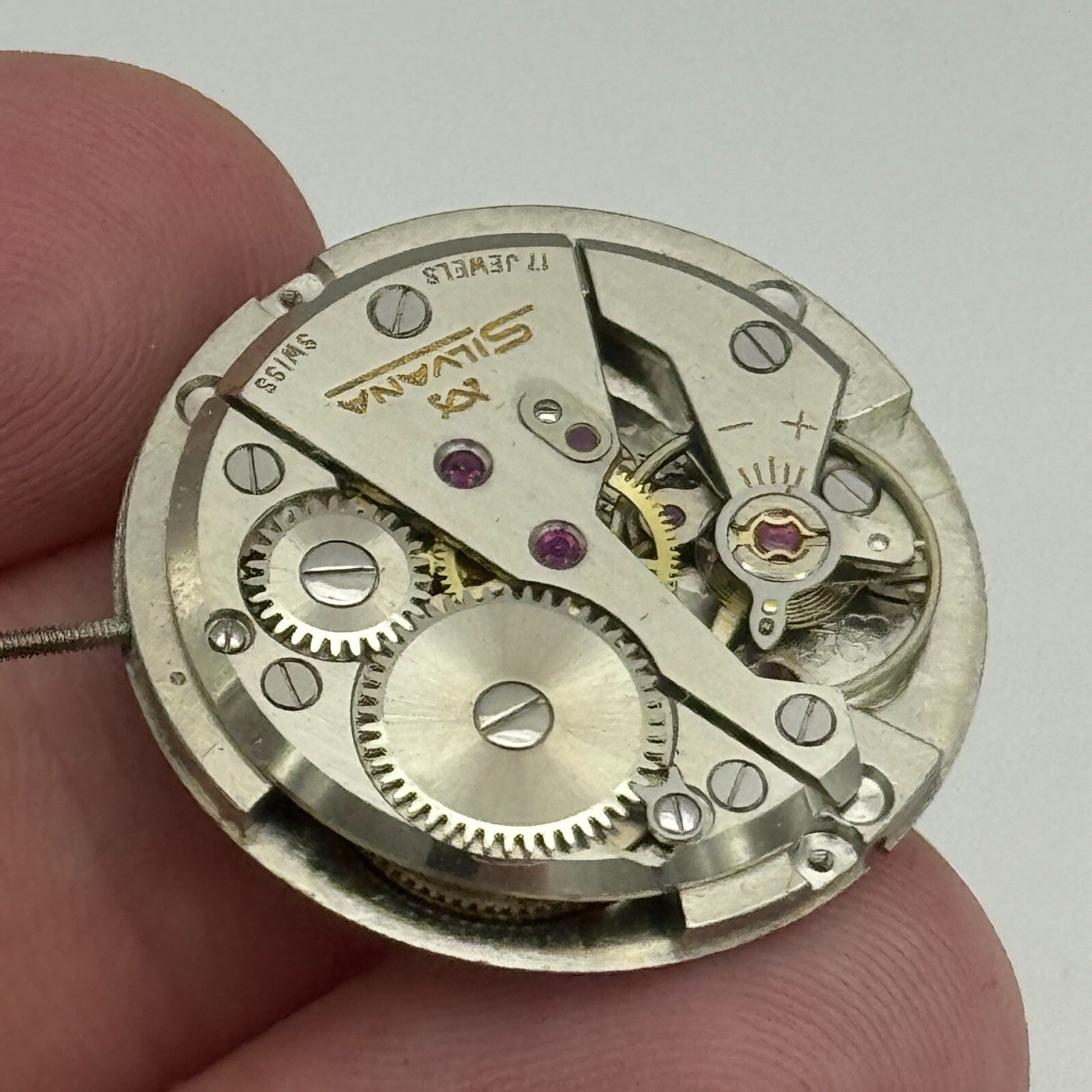 26mm Silvana Cal 240 17 Jewels Vintage Manual Wind Swiss Watch Movement PARTS