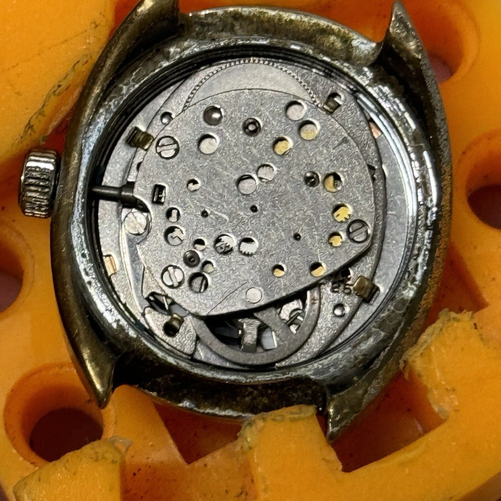 27mm Ladies Timex Sweep Seconds Date Dial GB Made Watch Head TO RESTORE