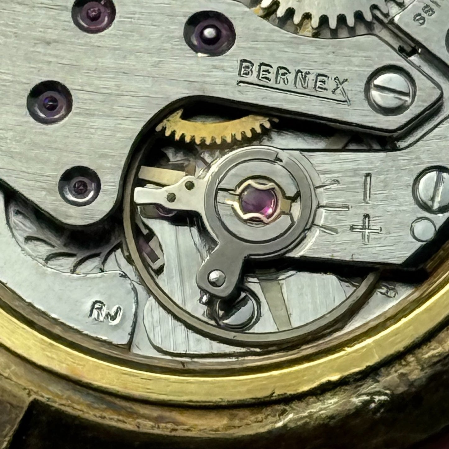 33mm Men's Vintage Bernex FHF 81 Running Swiss Manual Wind Watch PARTS REPAIR