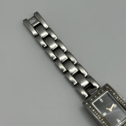 Working Hamnett Ladies Silver Tone Black Dial 19mm Quartz Watch New Battery