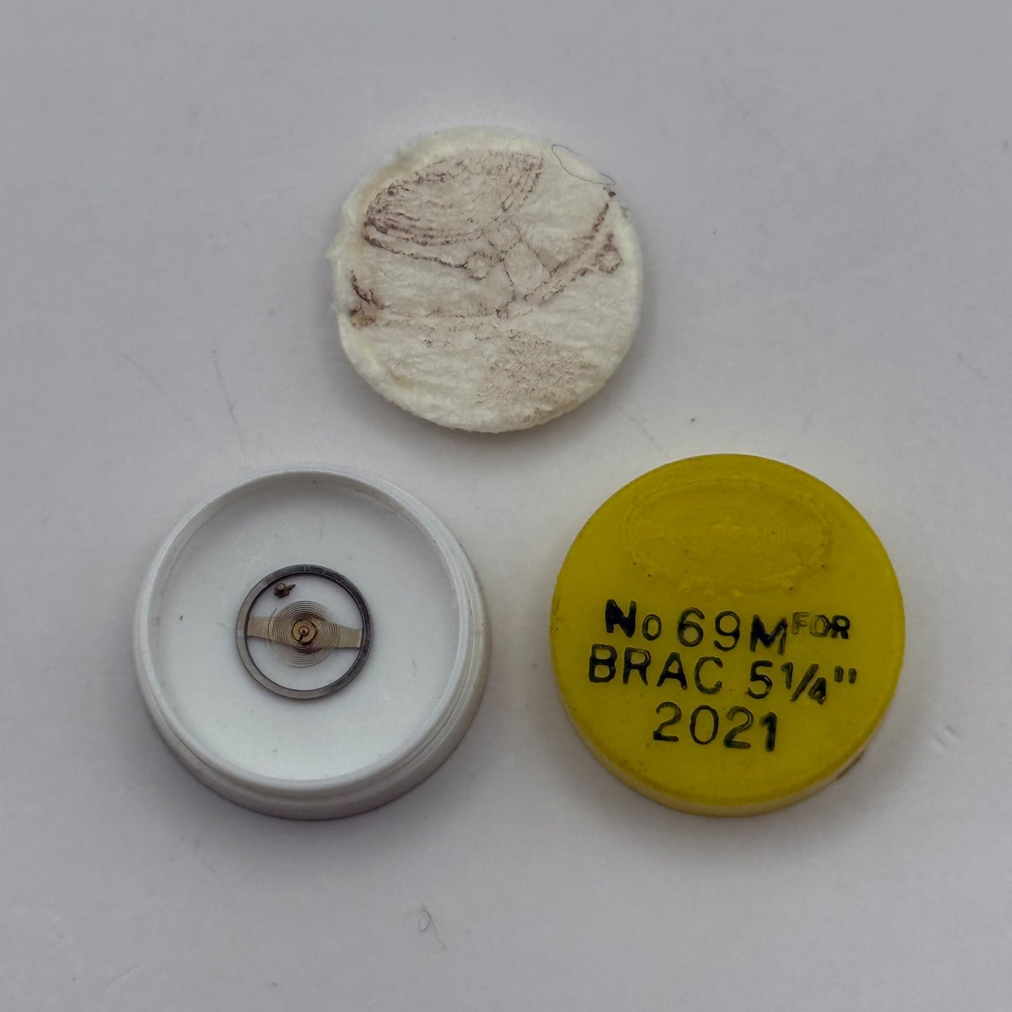 Brac 2021 Balance Wheel Complete And Spring  5¼’’’ 69 M Watch Movement Parts NOS