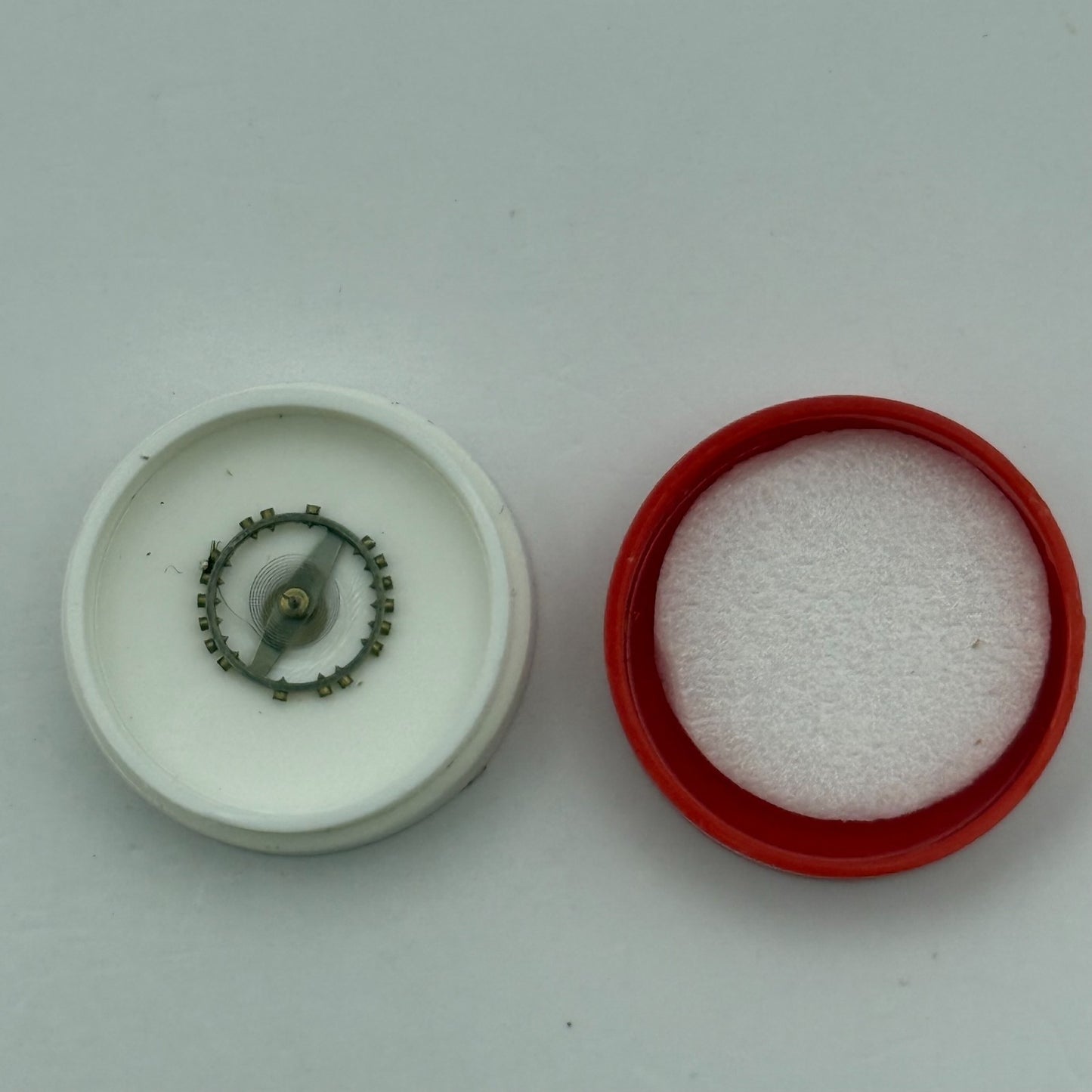 AS 1501 Balance Wheel Complete And Spring 5 1/4''' 34 M Watch Movement Parts NOS