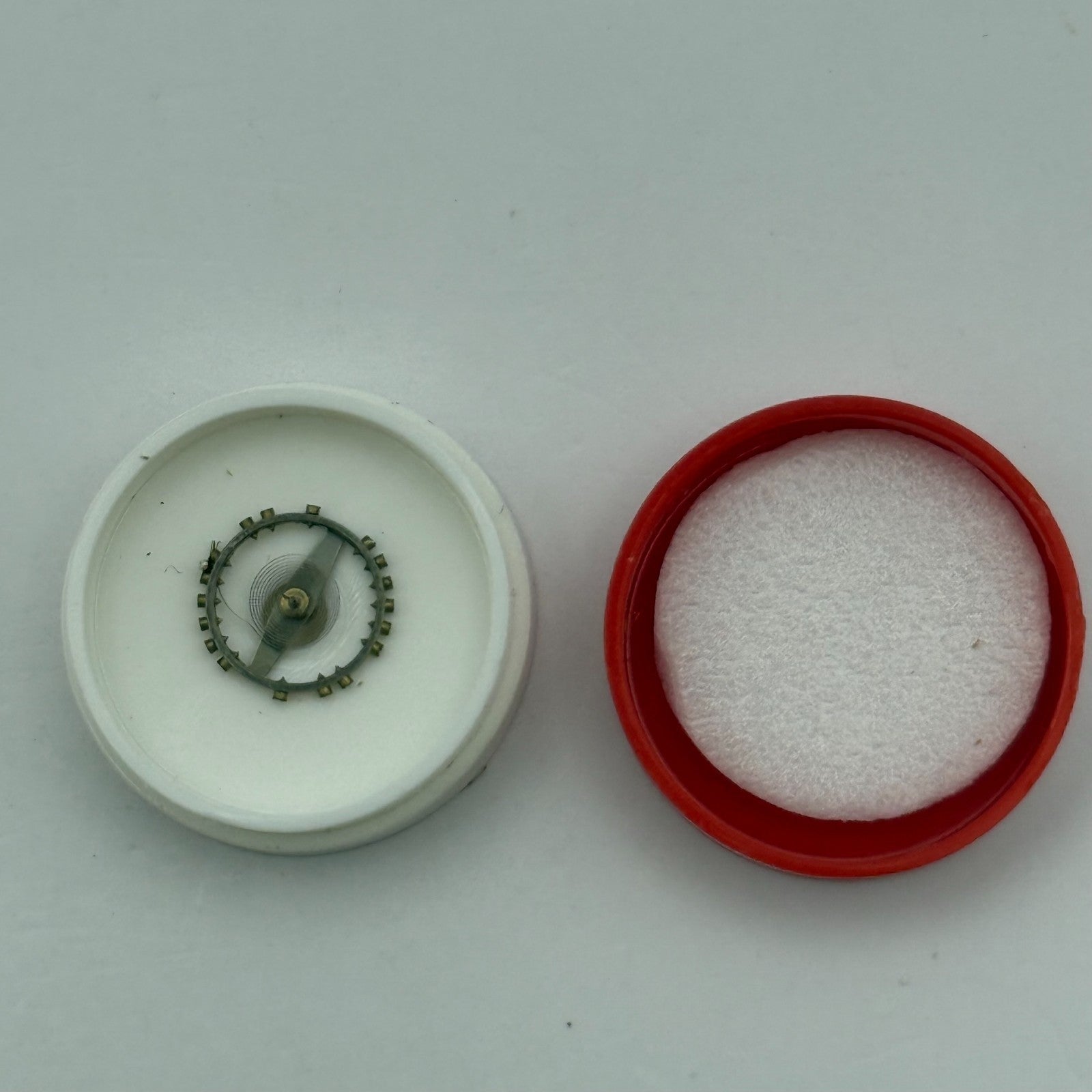 AS 1501 Balance Wheel Complete And Spring 5 1/4''' 34 M Watch Movement Parts NOS