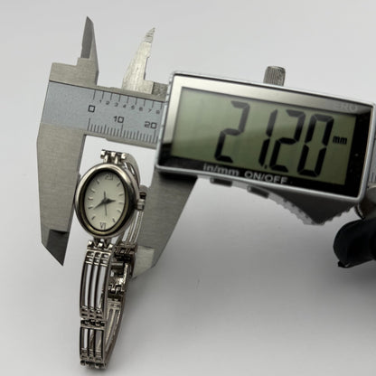 Ladies Quartz Watch Oval White Dial Silver Tone Bracelet Working 18mm 6 Inches