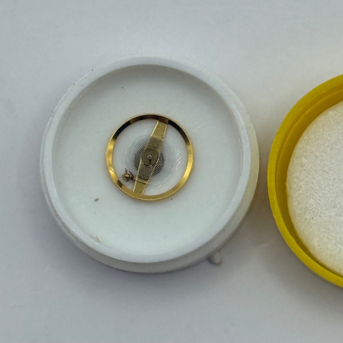 BFG 927 Balance Wheel Complete And Spring 6 3/4 - 8''' Watch Movement Parts NOS