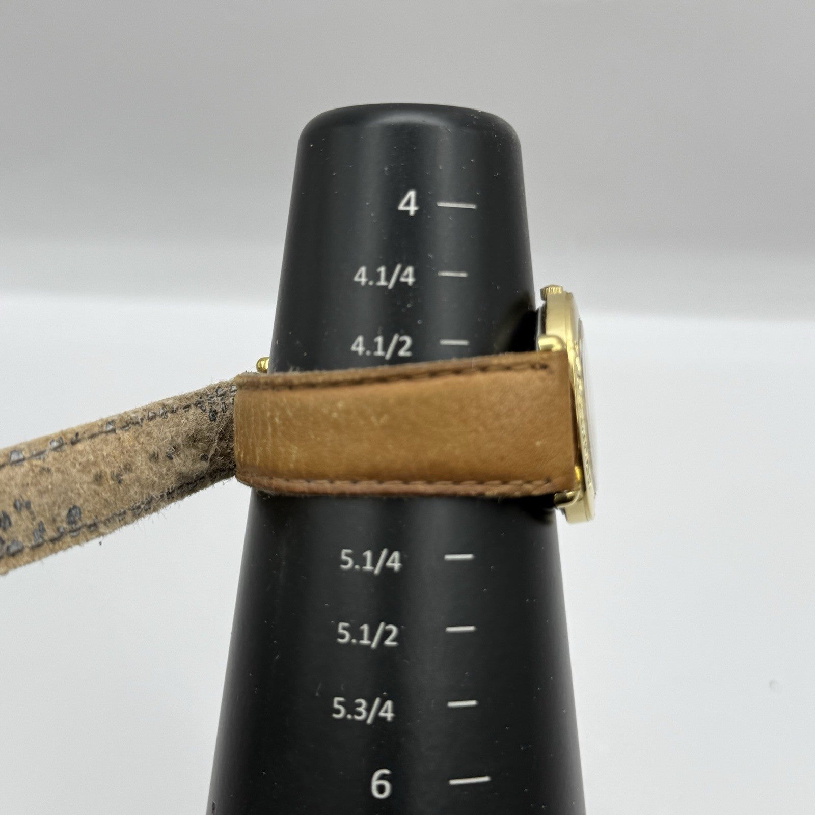 30mm Working Ladies Vintage Courreges Paris 5Y31-1000 Gold Plated Quartz Watch