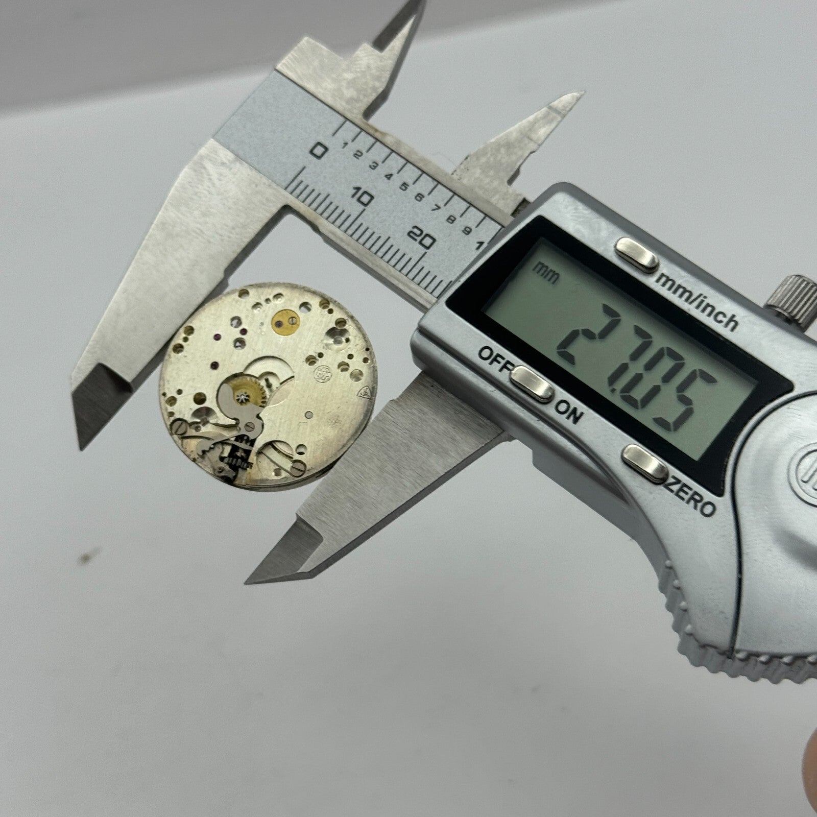 27mm Envoy AS 554 A Schild Men's 15 Jewels Manual Wind Watch Movement PARTS