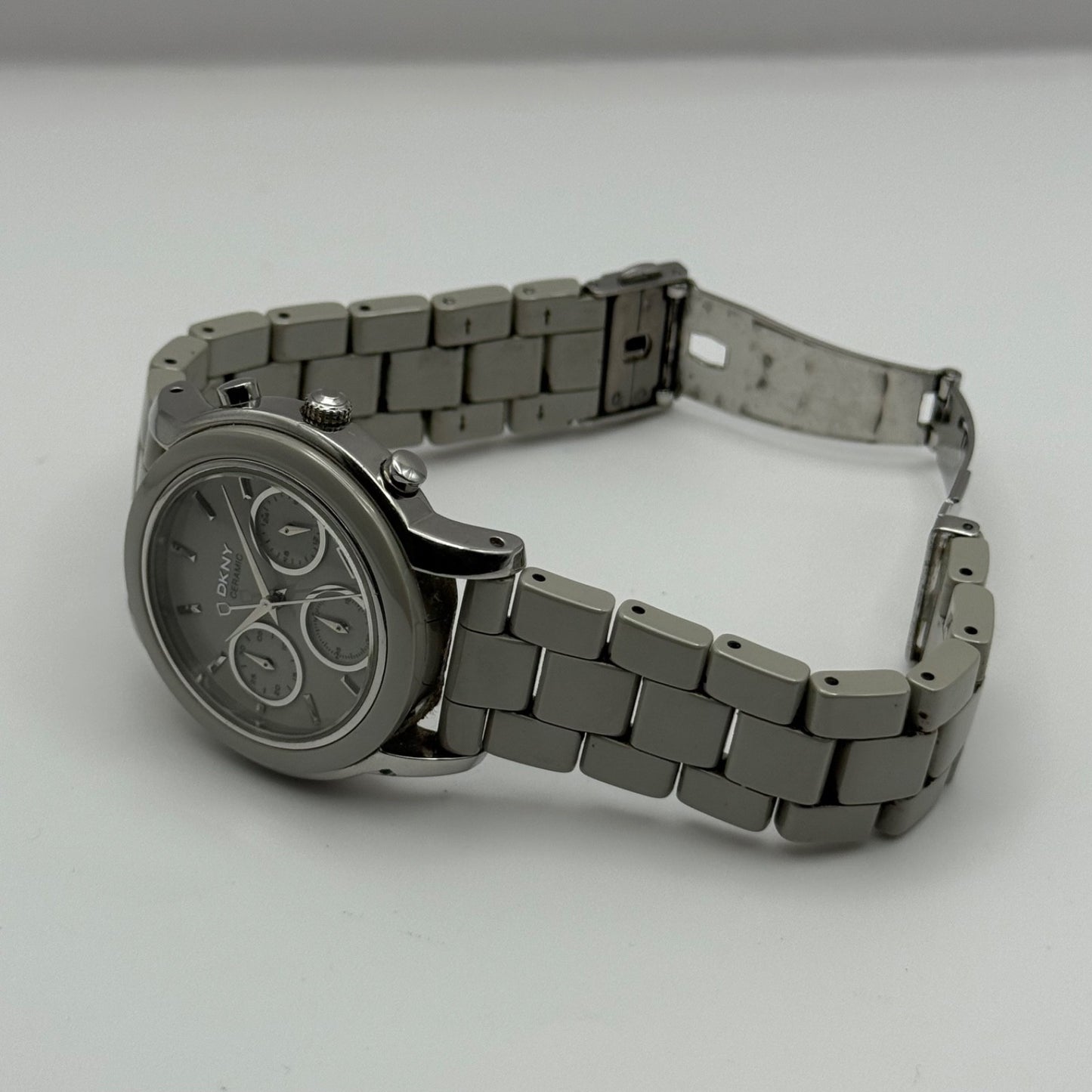 DKNY Ceramic Chronograph Watch Quartz Date Dial 38mm NY-8506 Bracelet Unisex