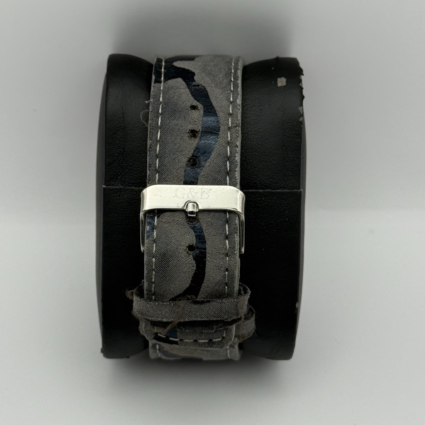 G&B Time Fashion Ladies Quartz Watch Crystal Accents Leather Strap Working 42mm