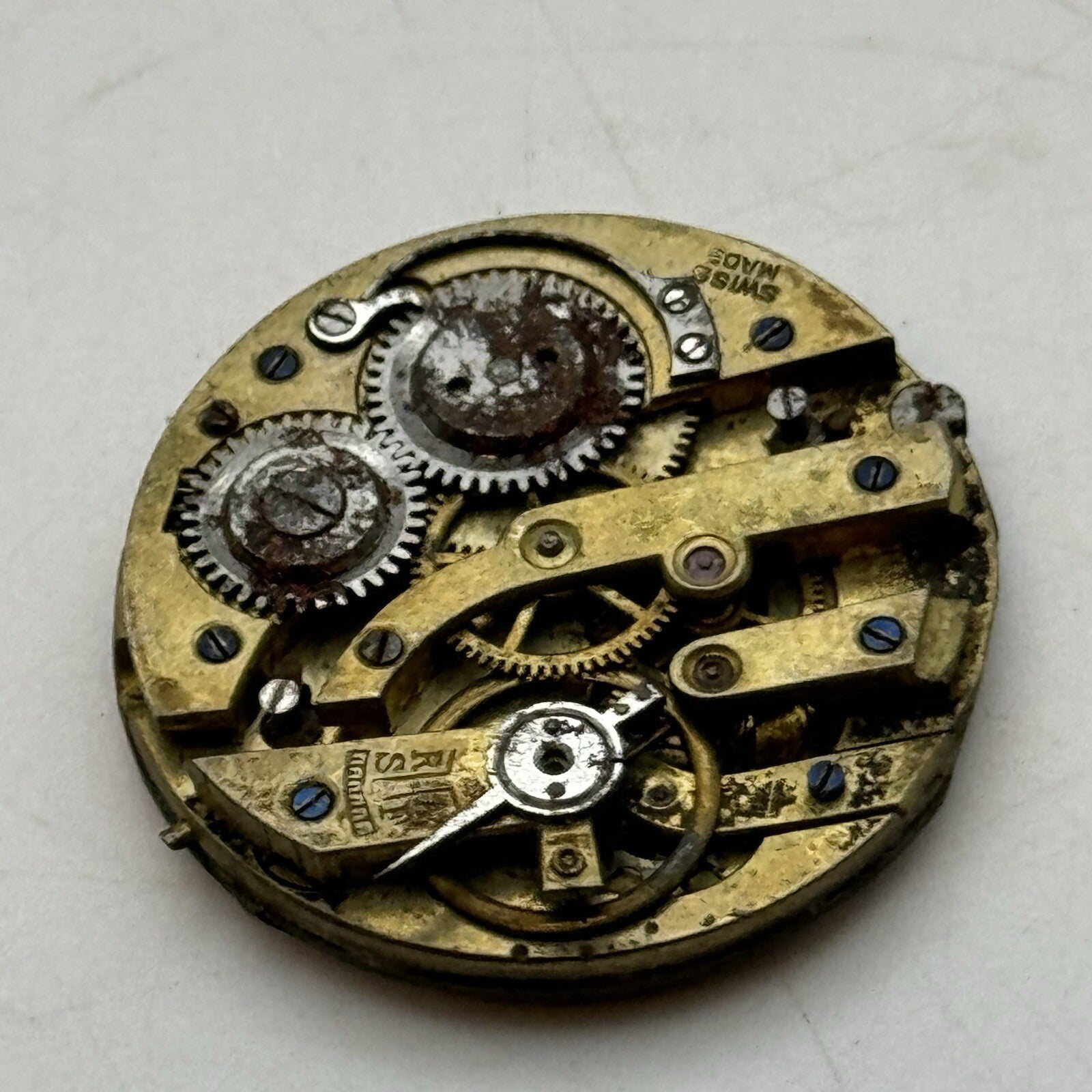 28.2mm Beautiful Gold Patterned Dial Cylinder Watch Movement For Parts Repair