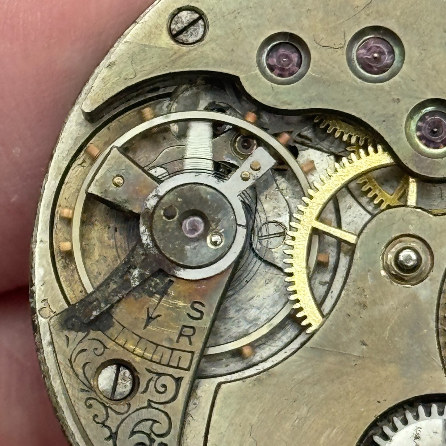42.9mm Unidentified Swiss 15 Jewels Vintage Pocket Watch Movement PARTS SPARES
