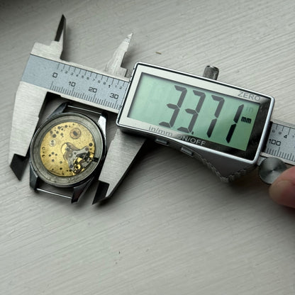 33mm Vintage Unidentified Manual Wind Watch PARTS / REPAIR / RESTORATION