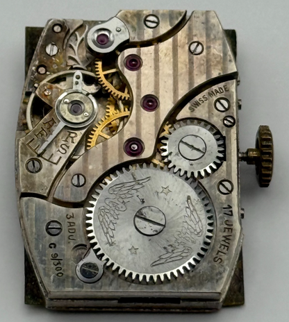 Everite 9/300 Tank Watch Movement Running 7 Jewels Manual Wind Parts 17.9mm