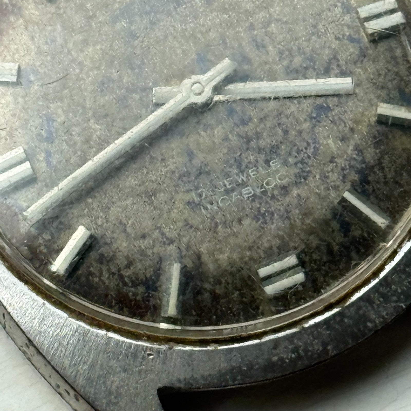 33mm Men's Vintage Peseux 7040 Rennie 17 Jewels Manual Wind Watch PARTS REPAIR