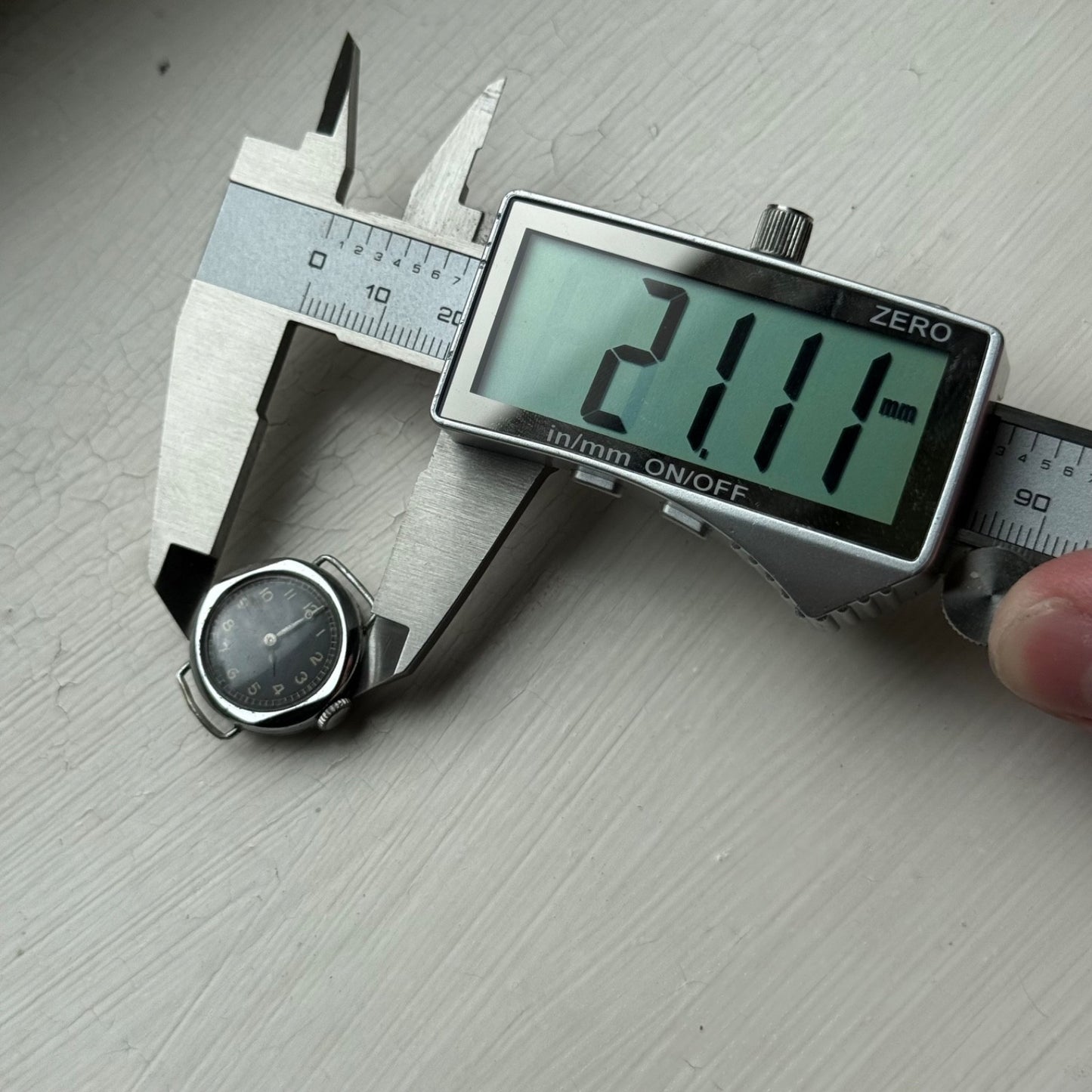 21mm Vintage Engraved D M Lewis Black Dial Manual Wind Watch PARTS / REPAIR