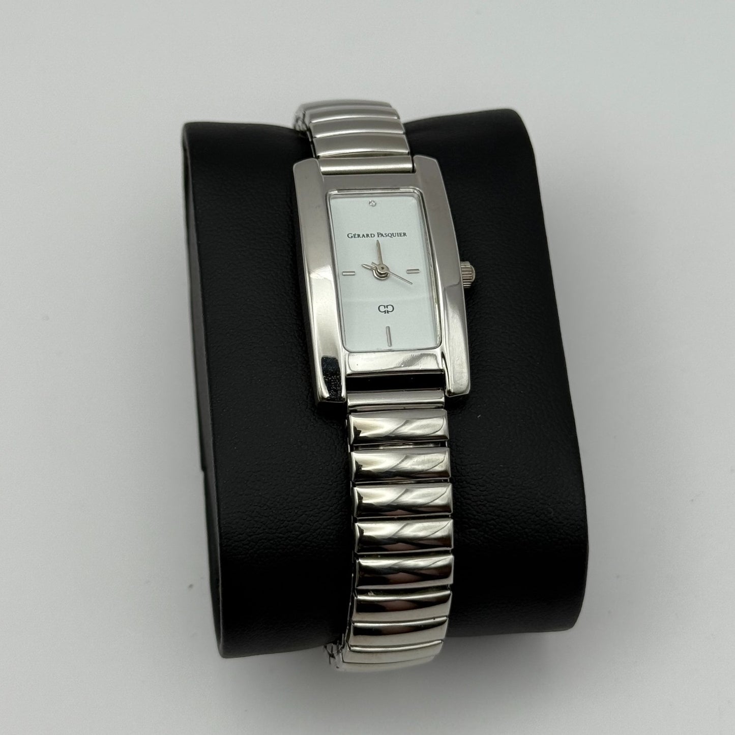 Gerard Pasquier Ladies Quartz Watch Silver Tone Expandable Band Working 19mm