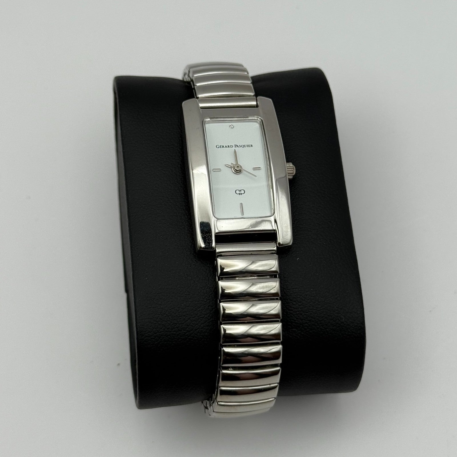 Gerard Pasquier Ladies Quartz Watch Silver Tone Expandable Band Working 19mm