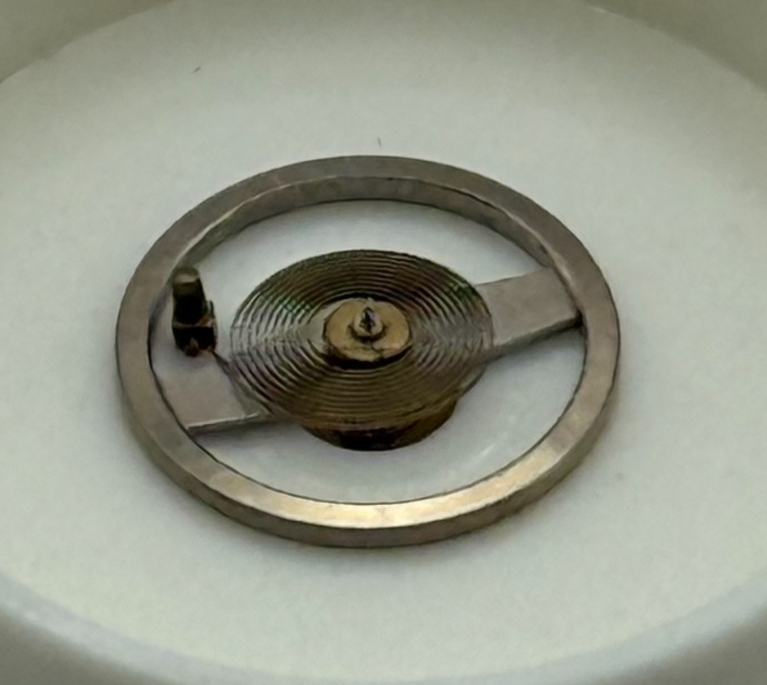 BRAC 2051 Balance Wheel Complete And Spring 5½’’’ 69 M Watch Movement Parts NOS