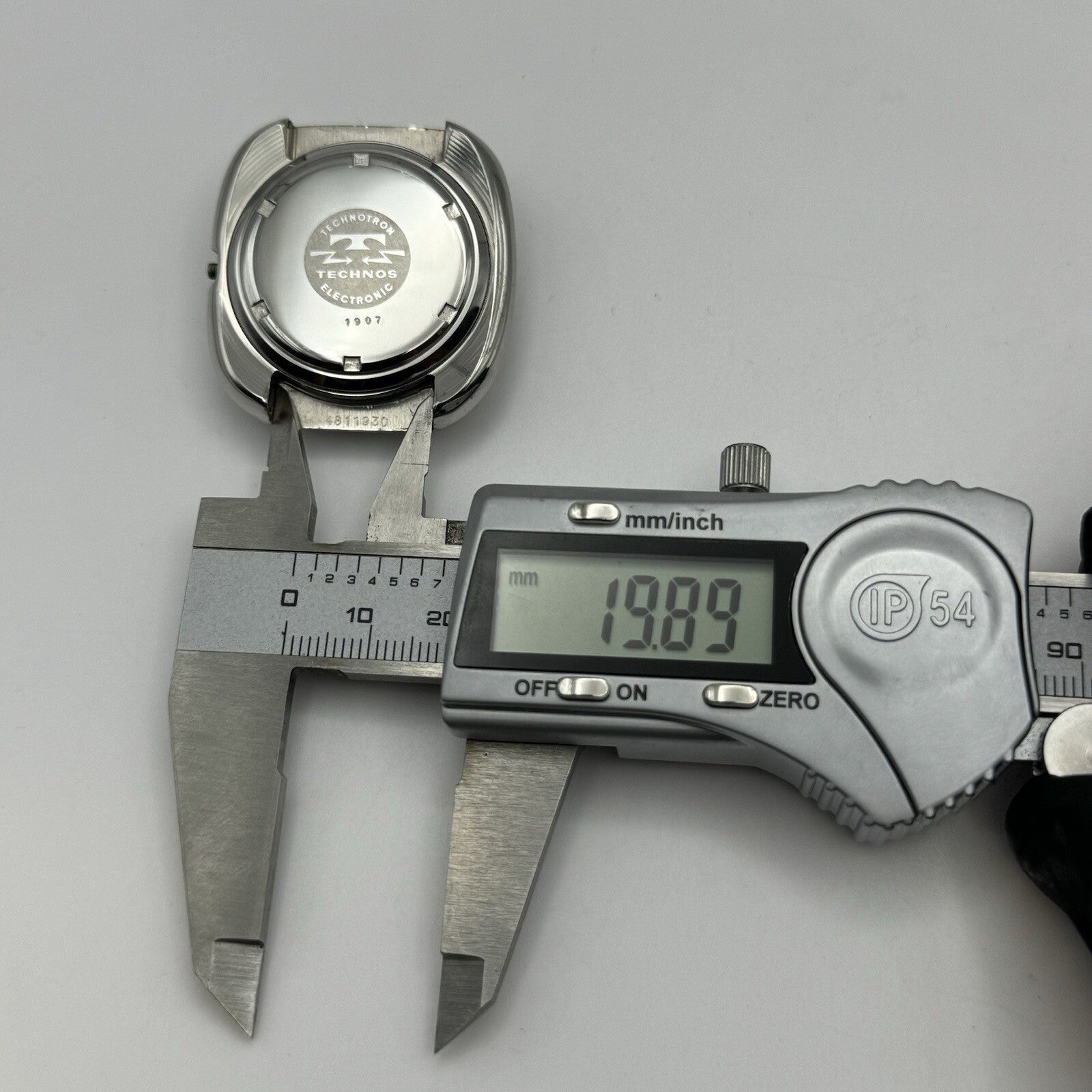 38mm Vintage ESA 9150 Technos Technotron Electronic New Old Stock Watch Case
